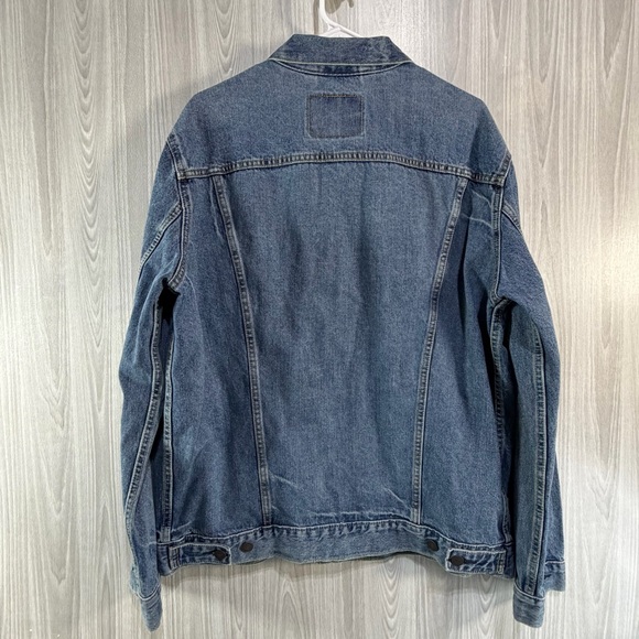 Levi's Light Wash Jean Denim Trucker Jacket Classic Size XL Men’s Button Cotton - Picture 2 of 7